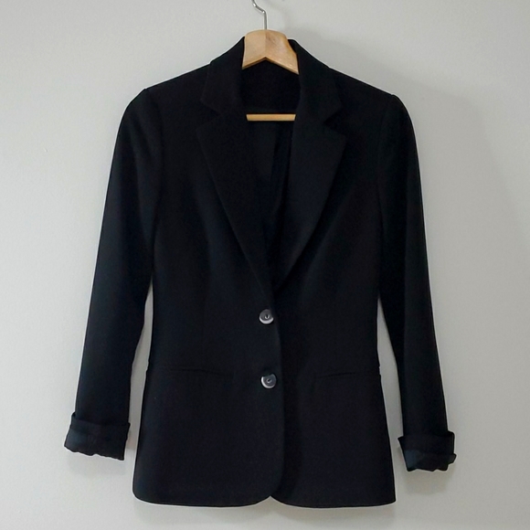 Classic Blazer - Picture 1 of 5